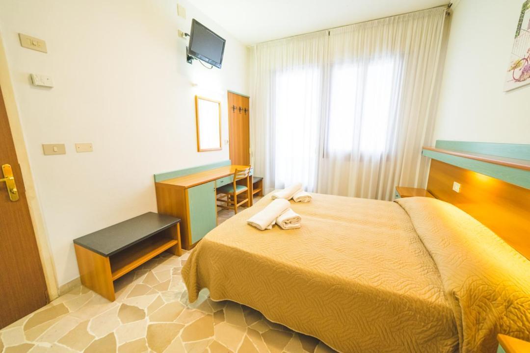 Hotel Grand Prix Sottomarina Exterior photo